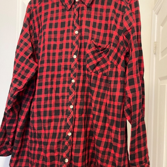 Buffalo plaid button down - Picture 5 of 5